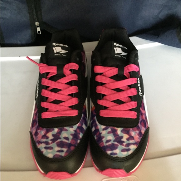 Youth 5.5/ women's 7-7 1/2 - Picture 3 of 3